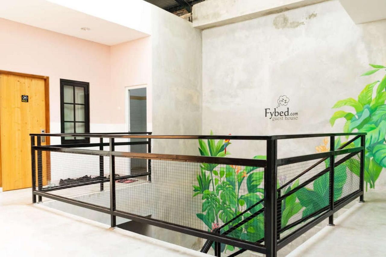 Reddoorz Near Sam Poo Kong 3 Semarang Hotel Kültér fotó